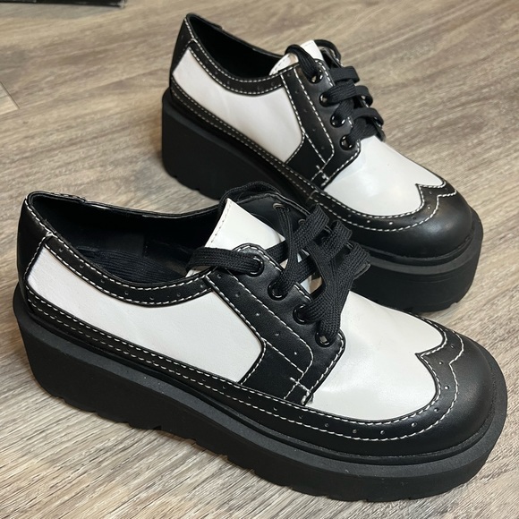 delias platform shoes